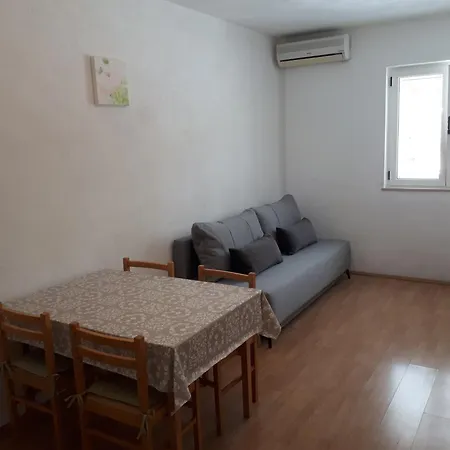 Apartment Sophie Makarska